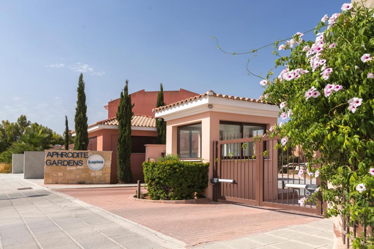 Resitour - Aphrodite Gardens Pafos Exterior foto